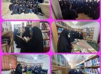 بازدید از کتابخانه امام علی(ع) توسط دانش آموزان در هفته کتاب وکتابخوانی